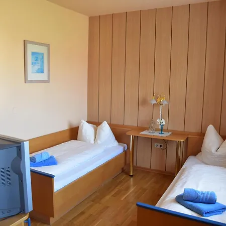 Pensjonat Stiftsgasthof 3*